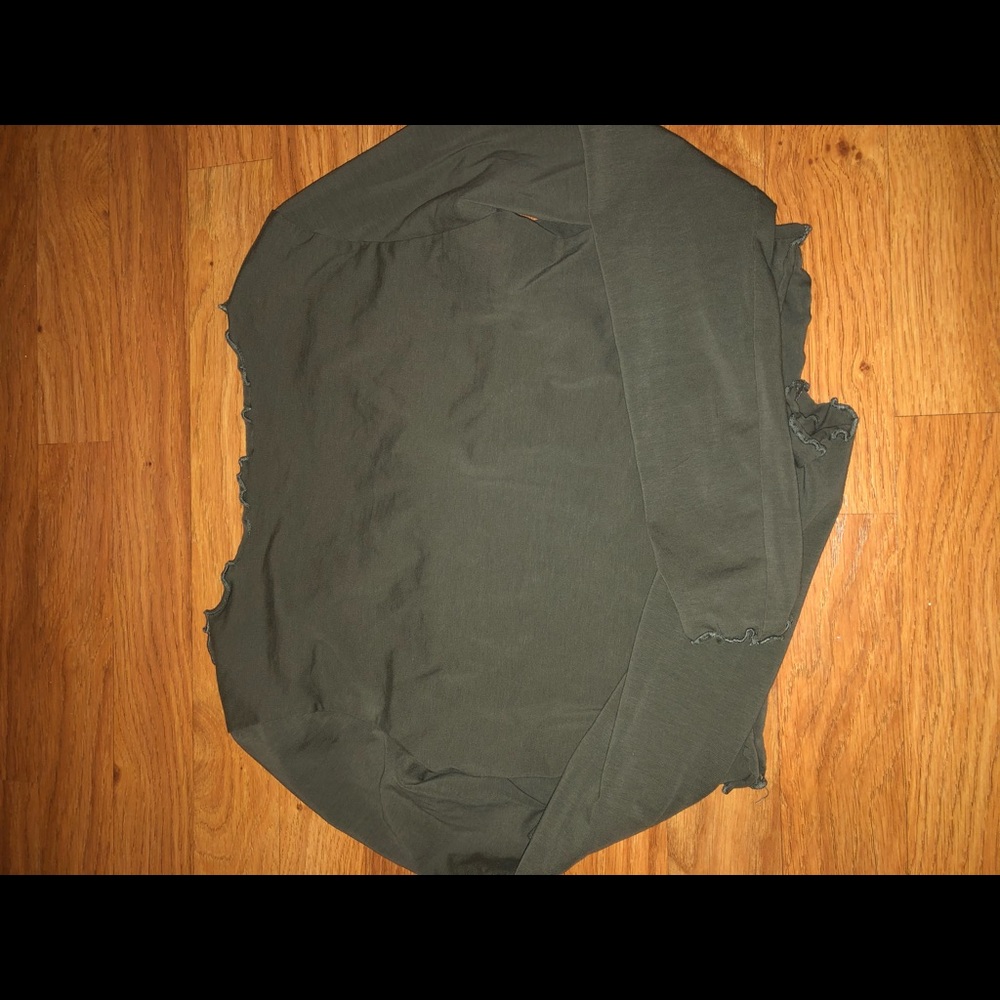 SHEIN crop top - Picture 2 of 3